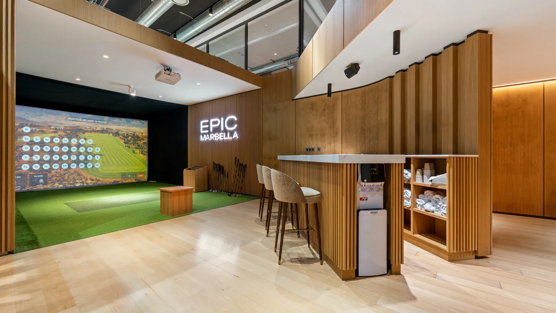 Atico duplex en venta con 4 dormitorios en Epic Marbella