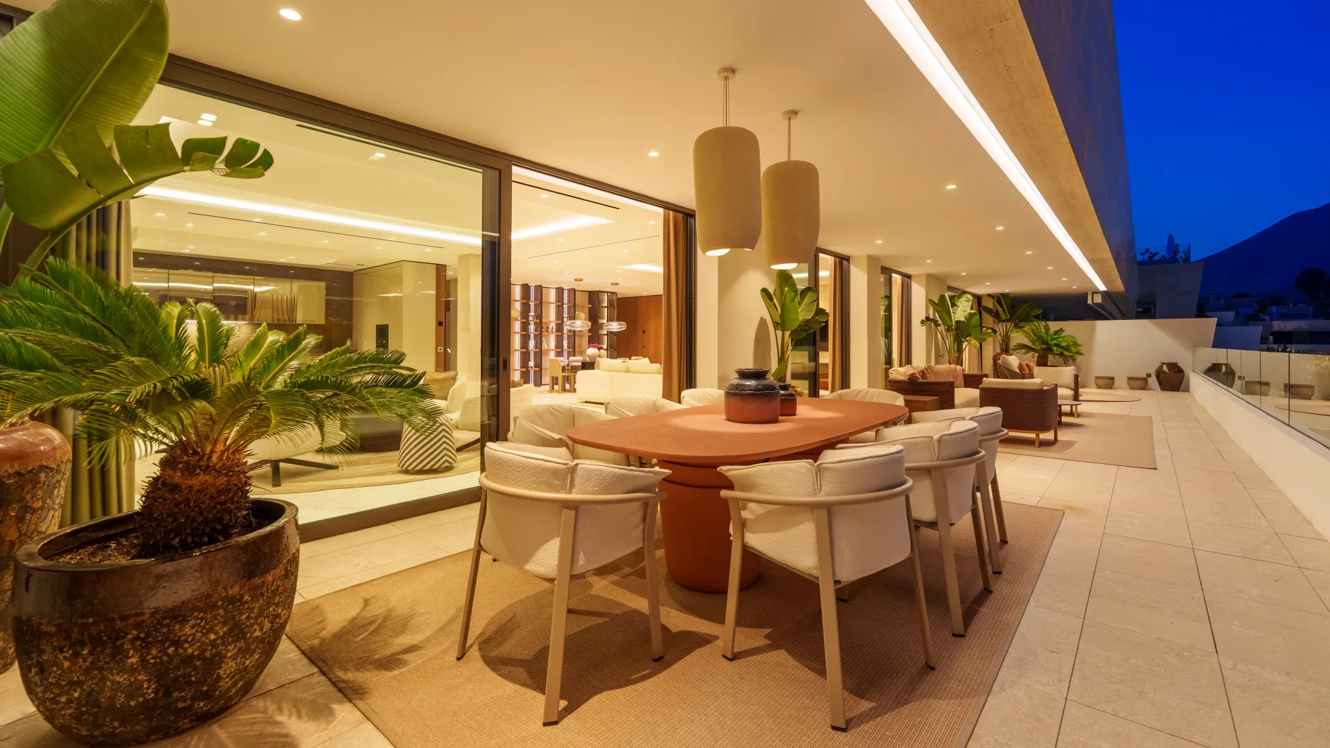 Atico duplex en venta con 4 dormitorios en Epic Marbella