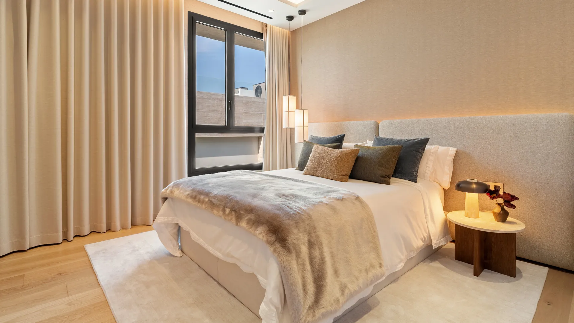 Atico duplex en venta con 4 dormitorios en Epic Marbella