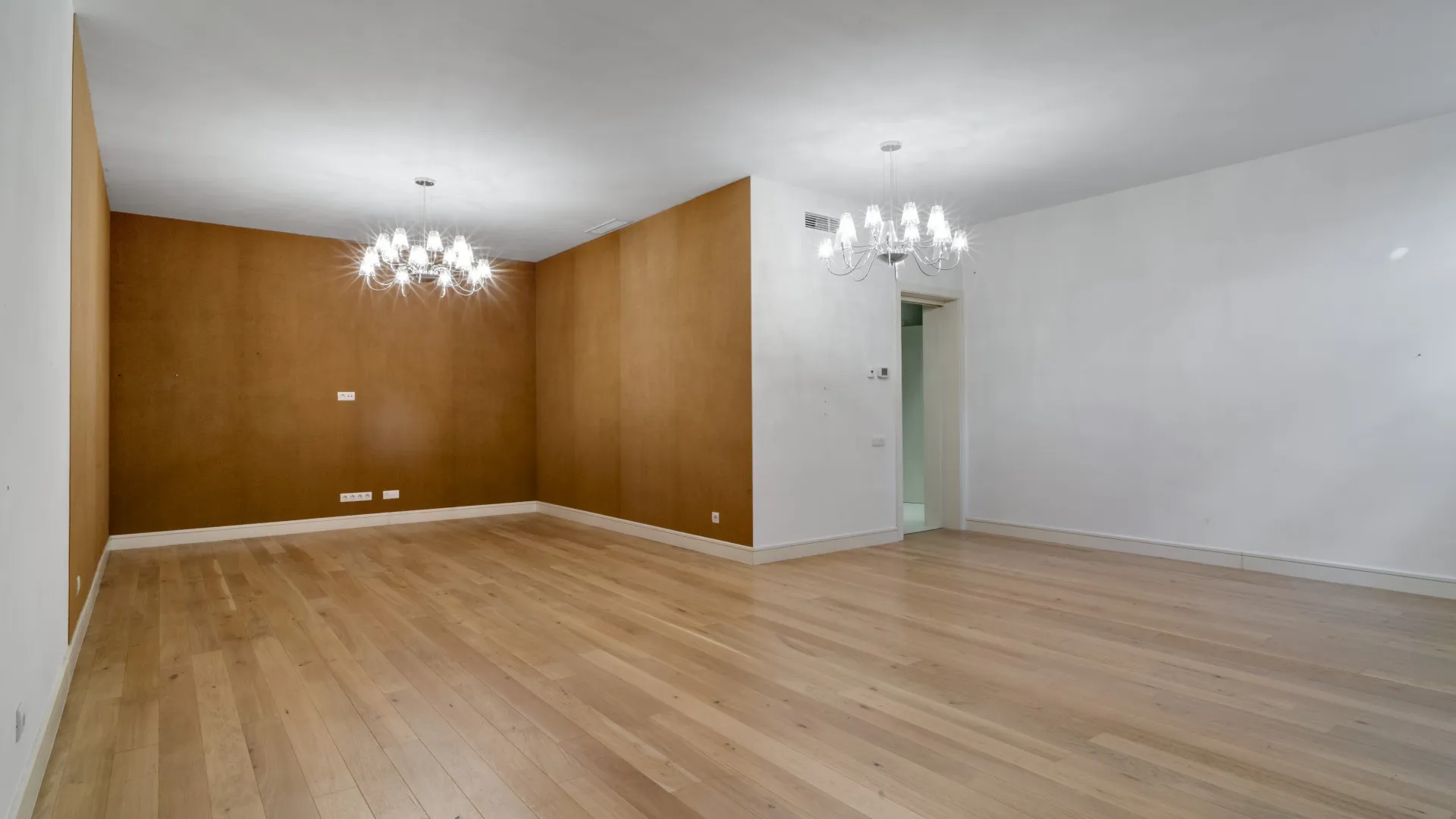 Villa a la venta en Lomas de Magna Marbella de 6 dormitorios