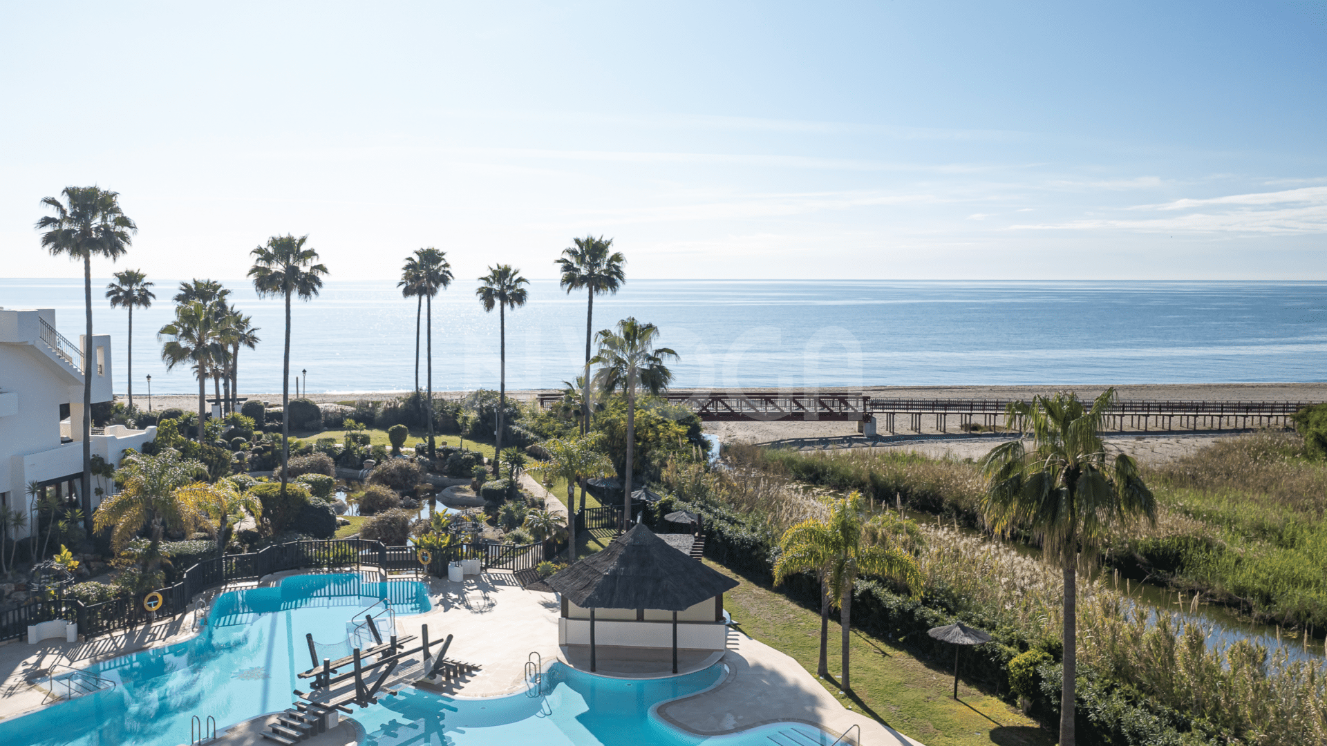 Beachfront Penthouse with Panoramic Sea Views – Bahía del Velerín 4.7