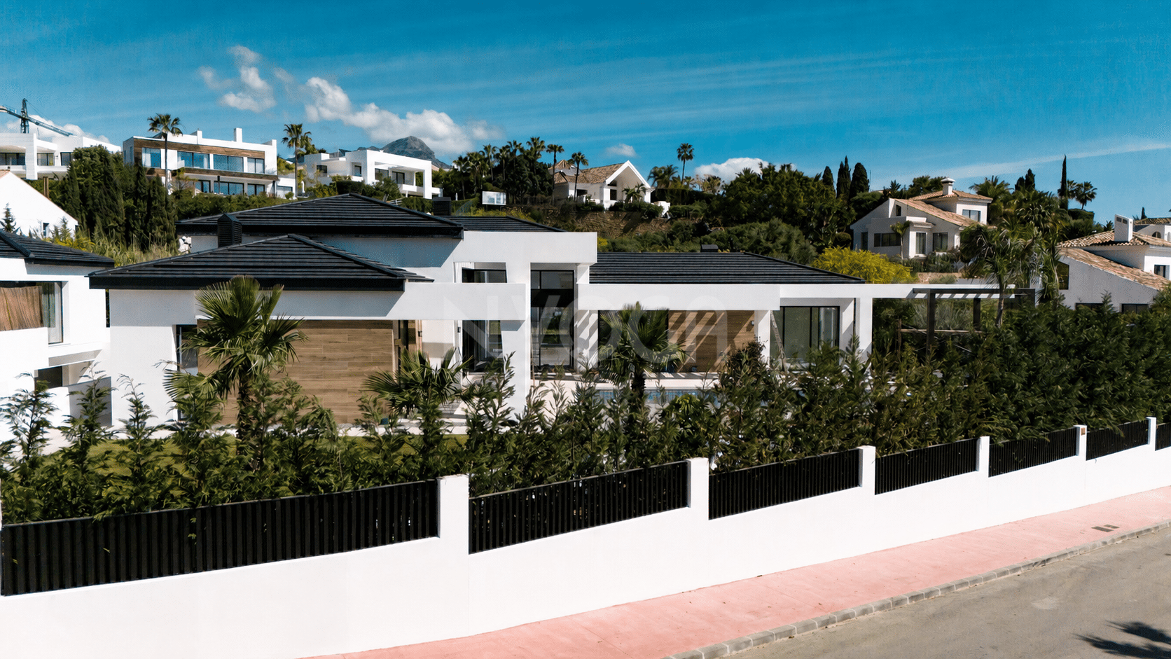 Villa Casia - Lujo y elegancia en el Valle del Golf , Marbella