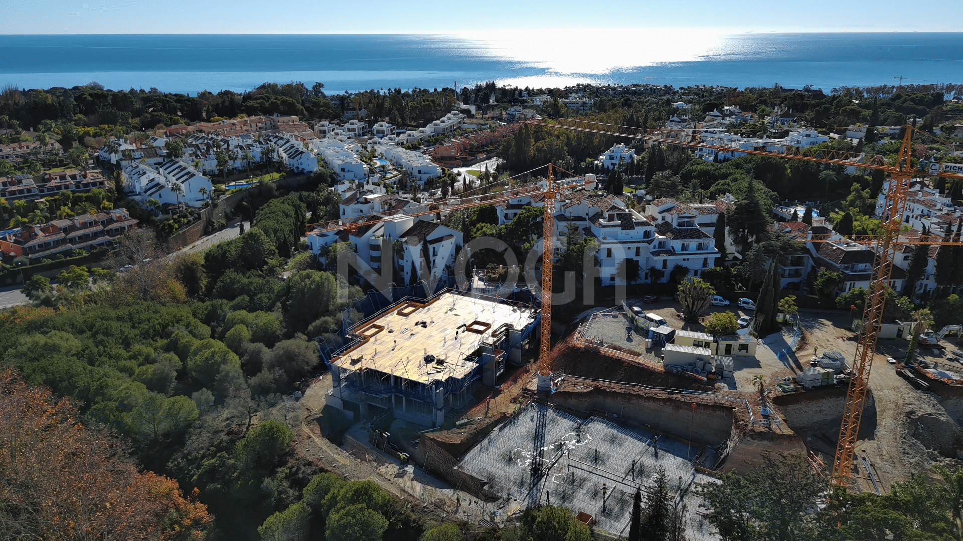 Under Construction - Want to be part of contemporary luxury living in Marbella? EARTH is your home!