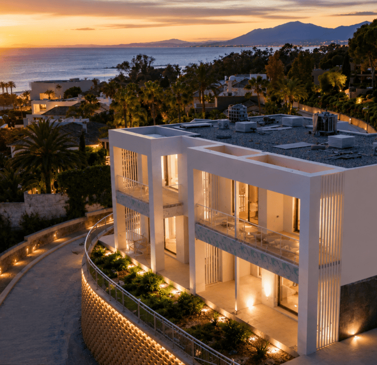 Neubauanlage in Elviria Playa, Marbella Ost
