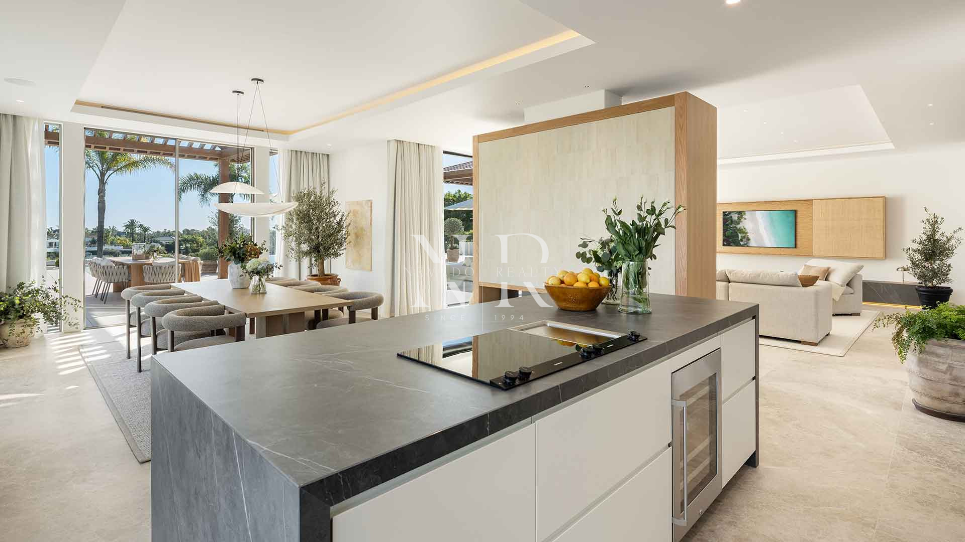 Villa en Las Brisas en primera línea de golf con vistas panorámicas en venta