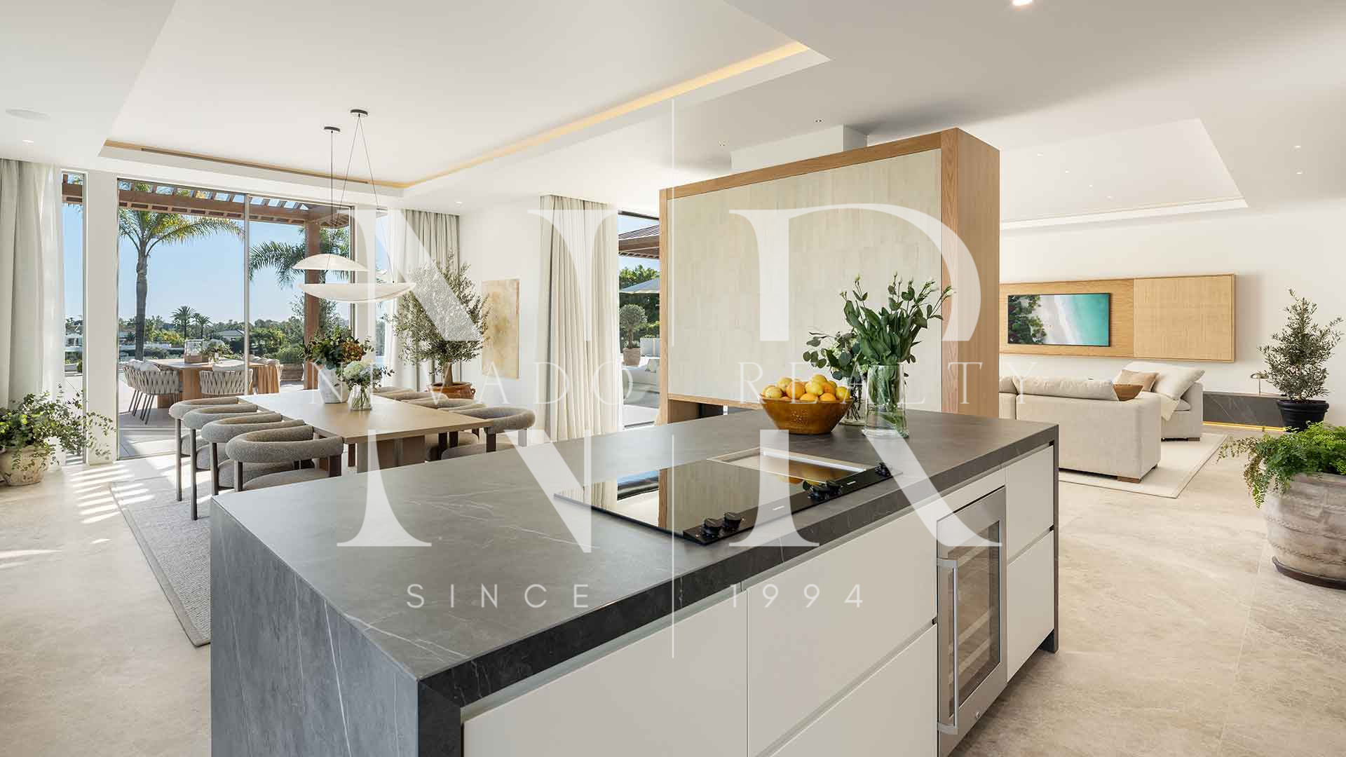 Villa en Las Brisas en primera línea de golf con vistas panorámicas en venta