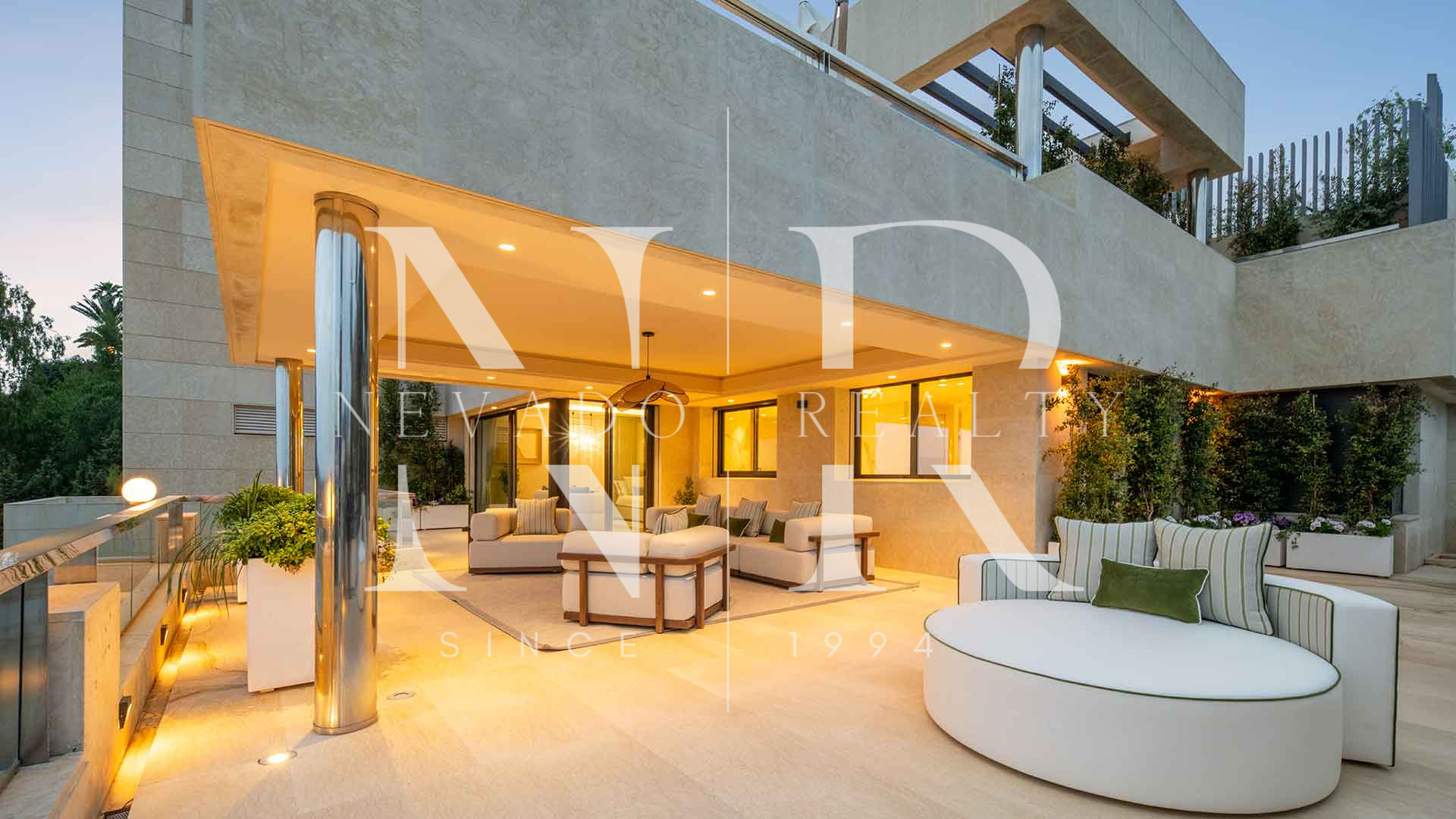 Penthouse avec vue sur la mer à vendre à Nueva Andalucía