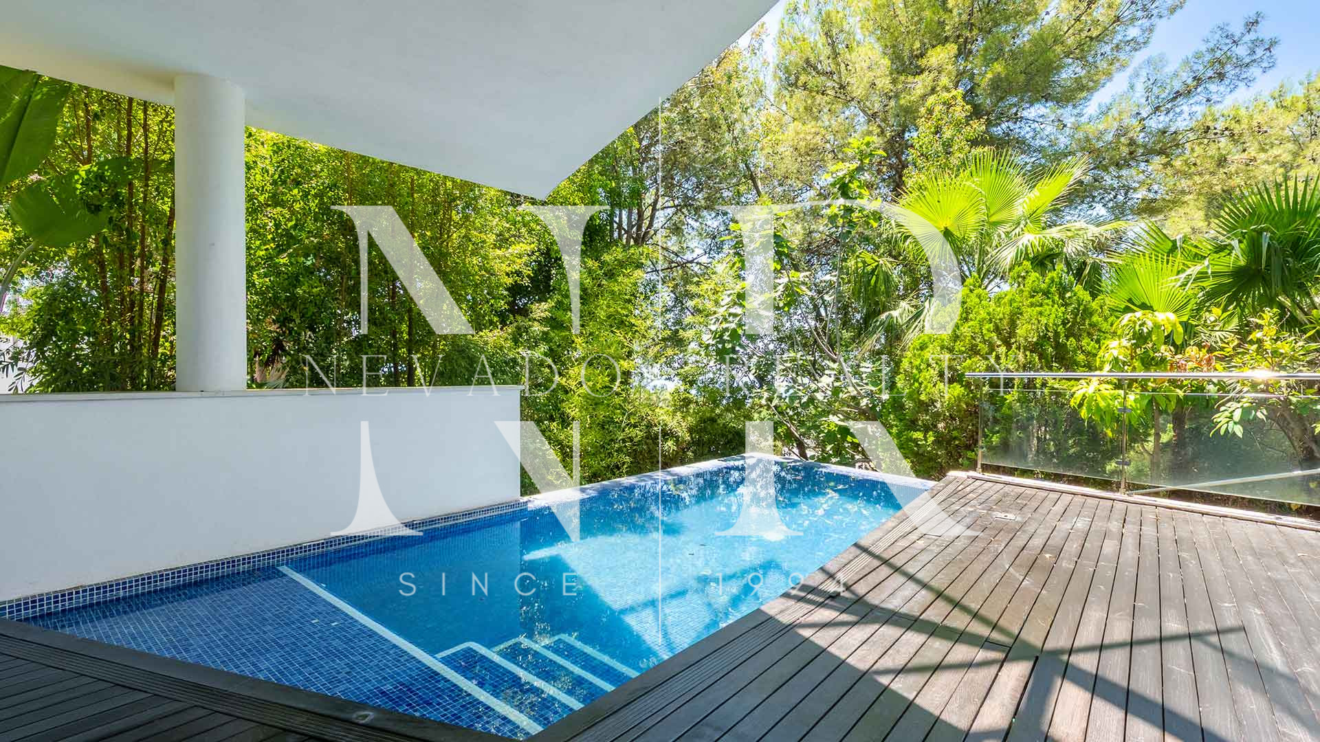 Villa pareada en venta en Meisho Hills, Marbella