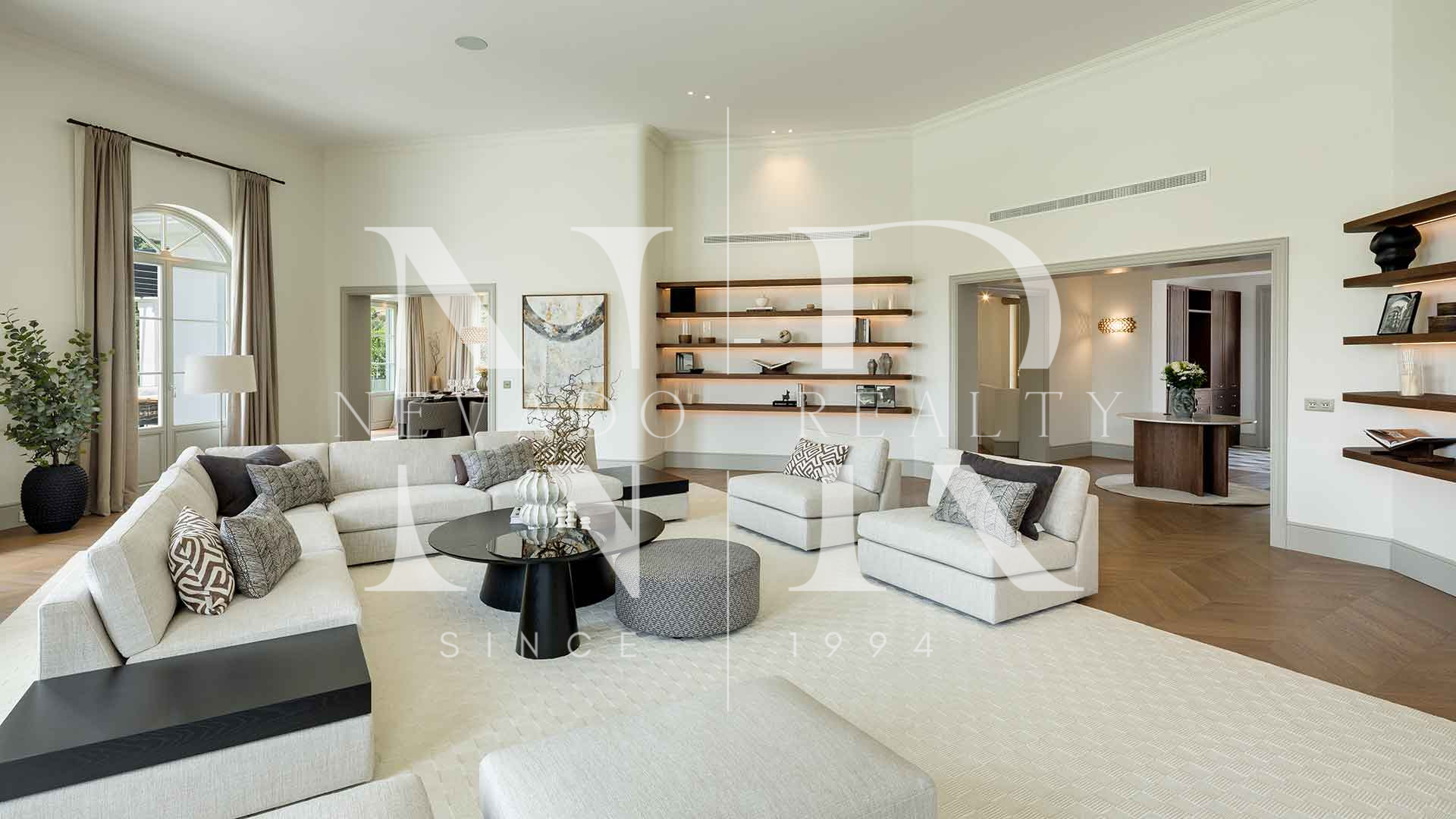 Villa en Urbanización La Zagaleta completamente renovada en venta