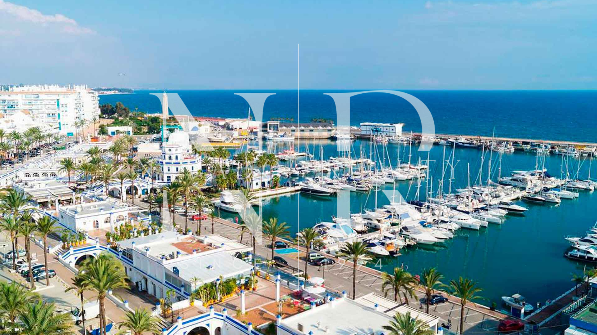 Balcon del Mediterraneo, New build flats in Estepona East with sea views for sale