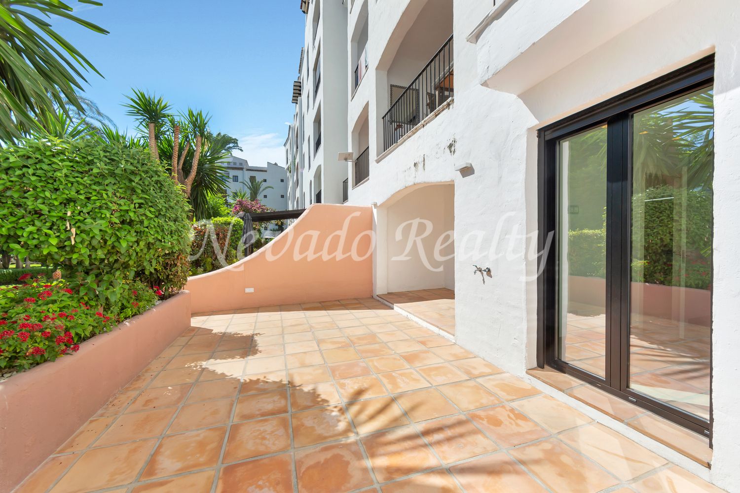 Brand new ground floor apartment in Jardines del Puerto