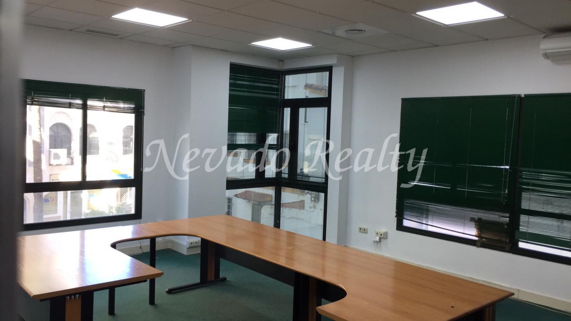 Office For Long Term Rental In Marbella Centre