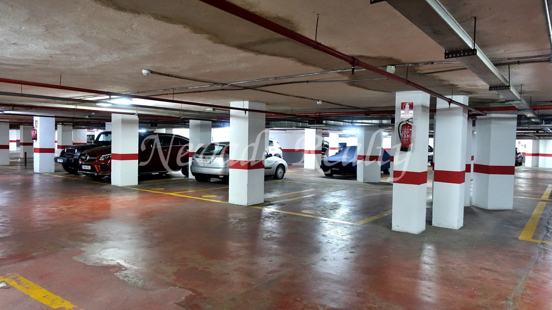 Plaza de garaje en Marbella Centro con vigilancia 24 horas en venta
