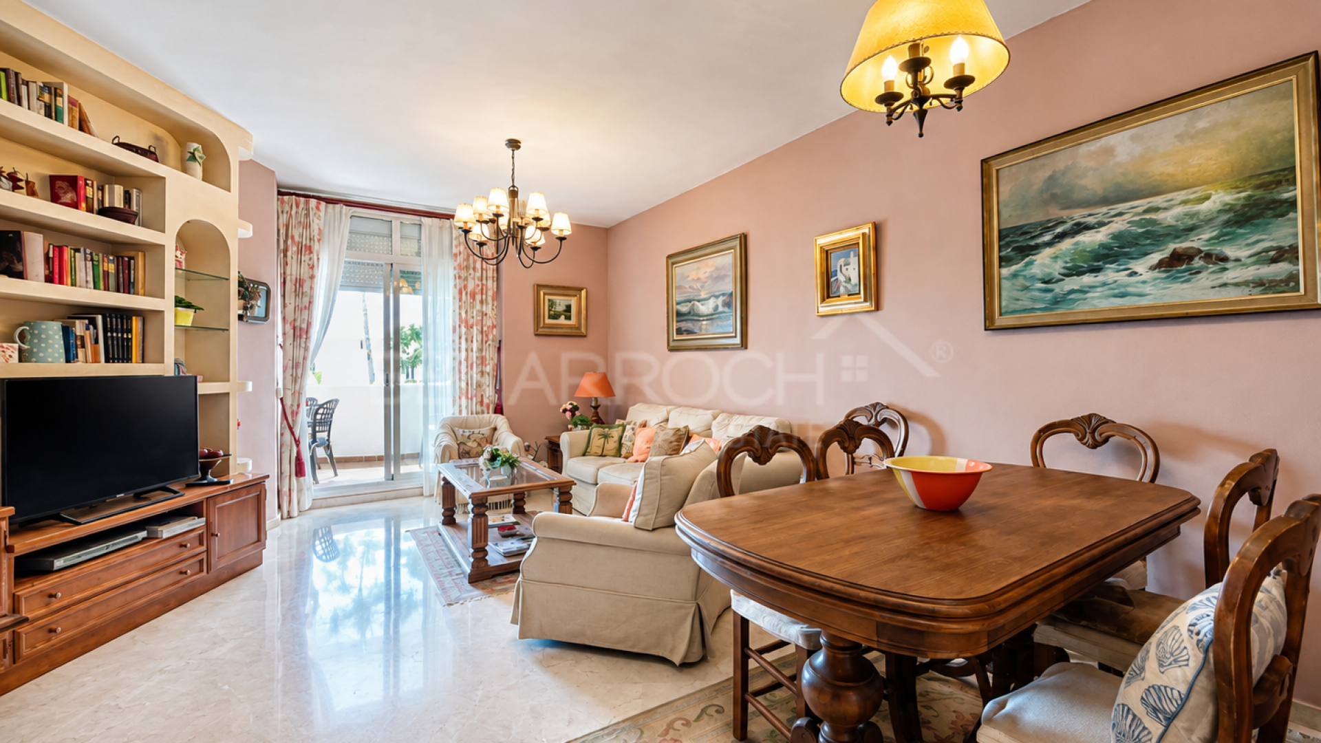 Mid-floor apartment in Marbella's Golden Mile, Marbella