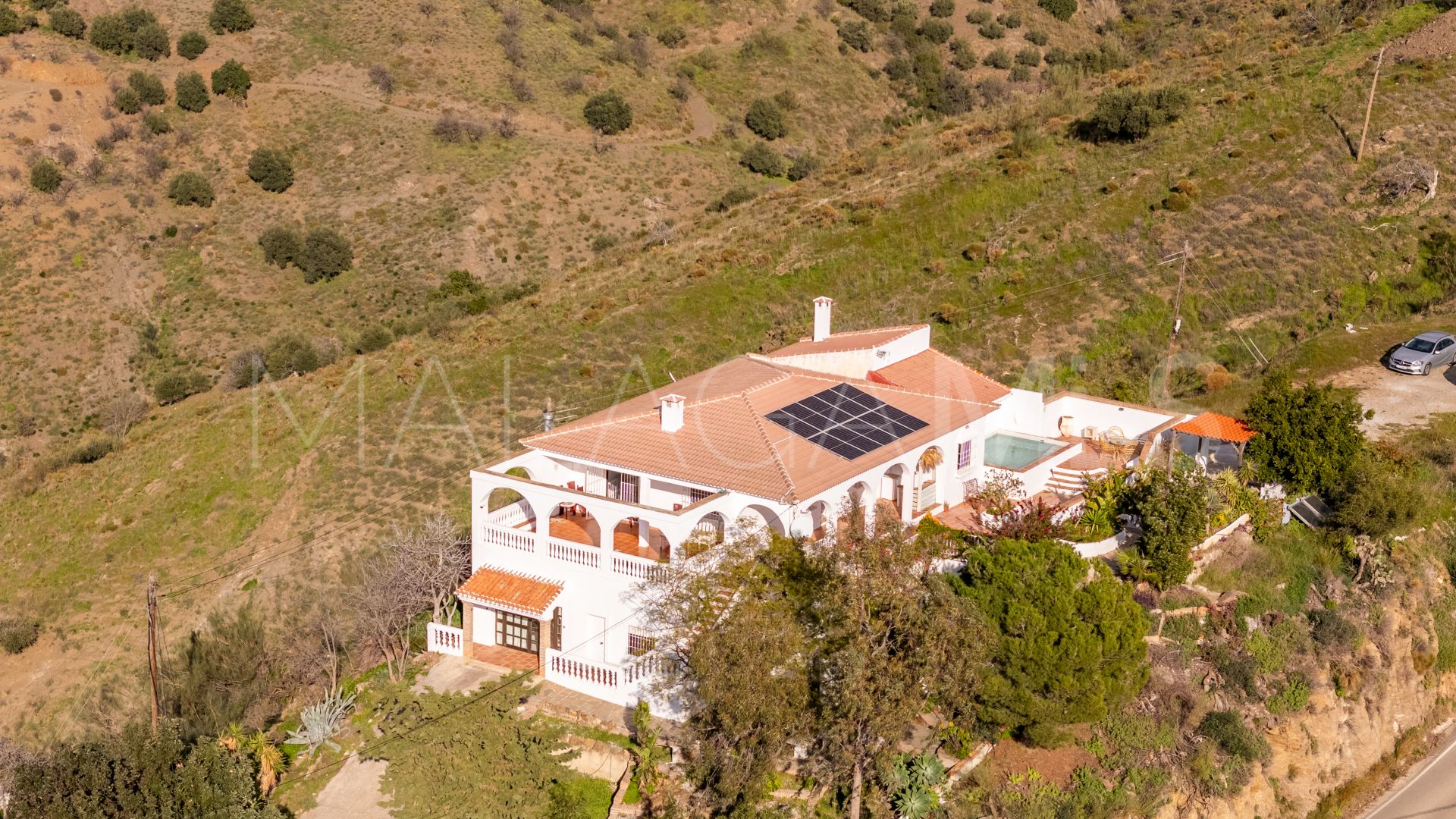 Landhaus for sale in Canillas de Aceituno