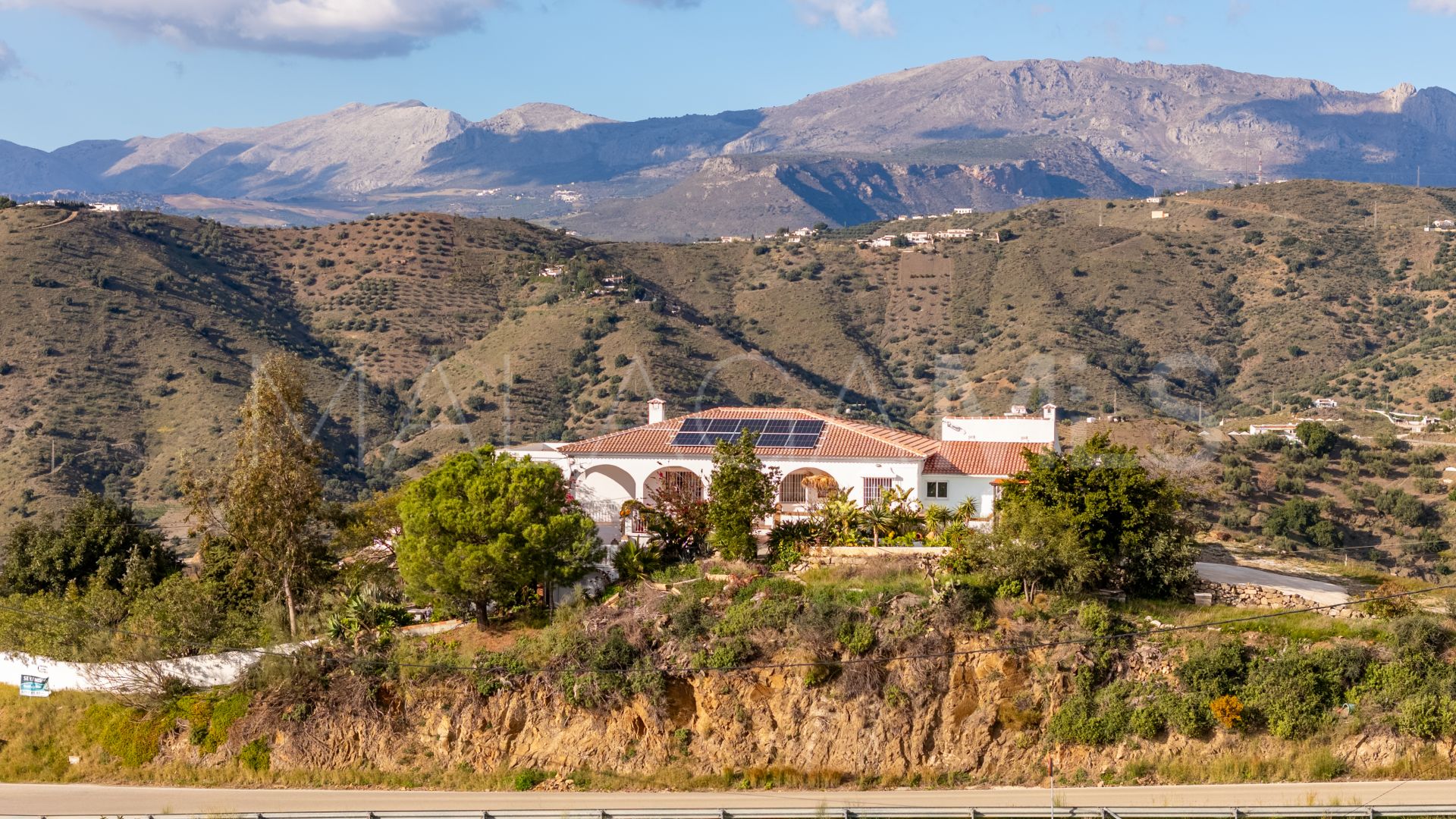 Maison de campagne for sale in Canillas de Aceituno