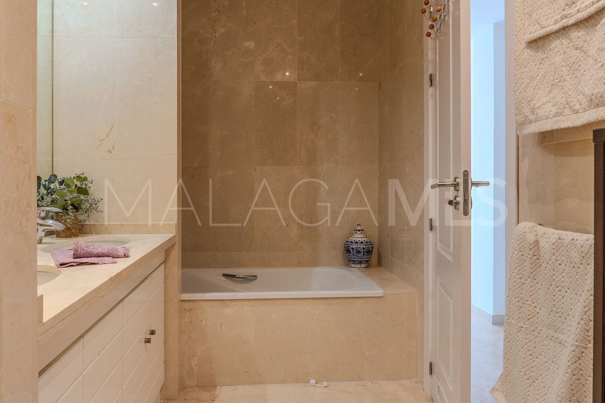 Takvåning for sale in Torrequebrada