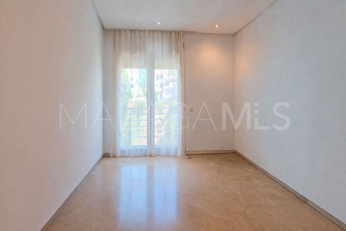 Takvåning for sale in Torrequebrada