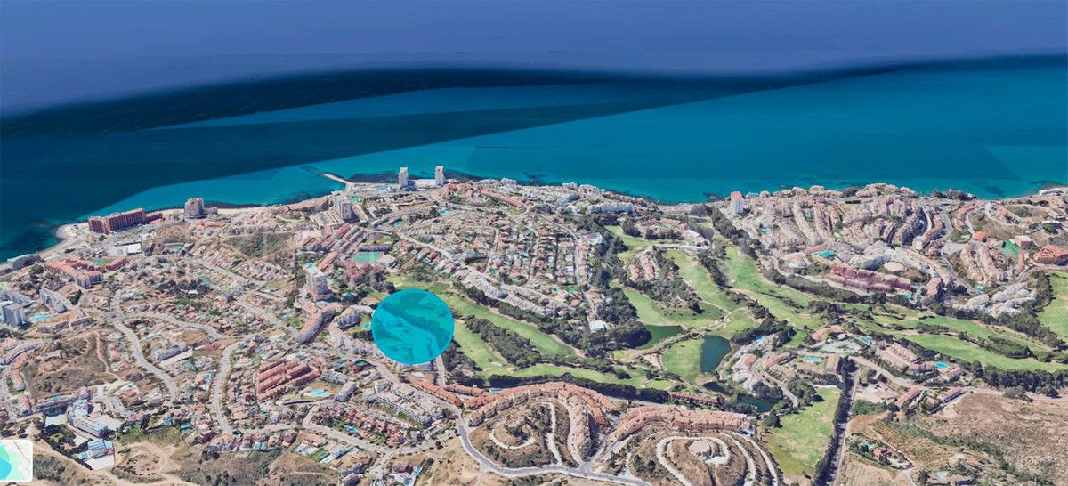 Takvåning for sale in Torrequebrada