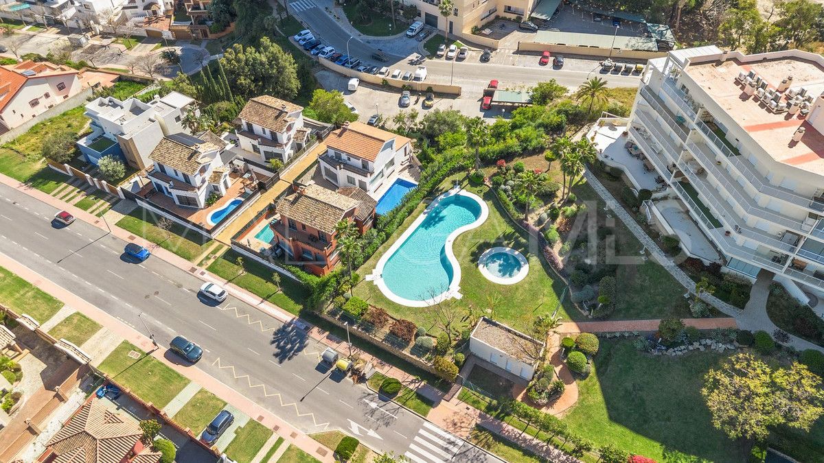 Takvåning for sale in Torrequebrada