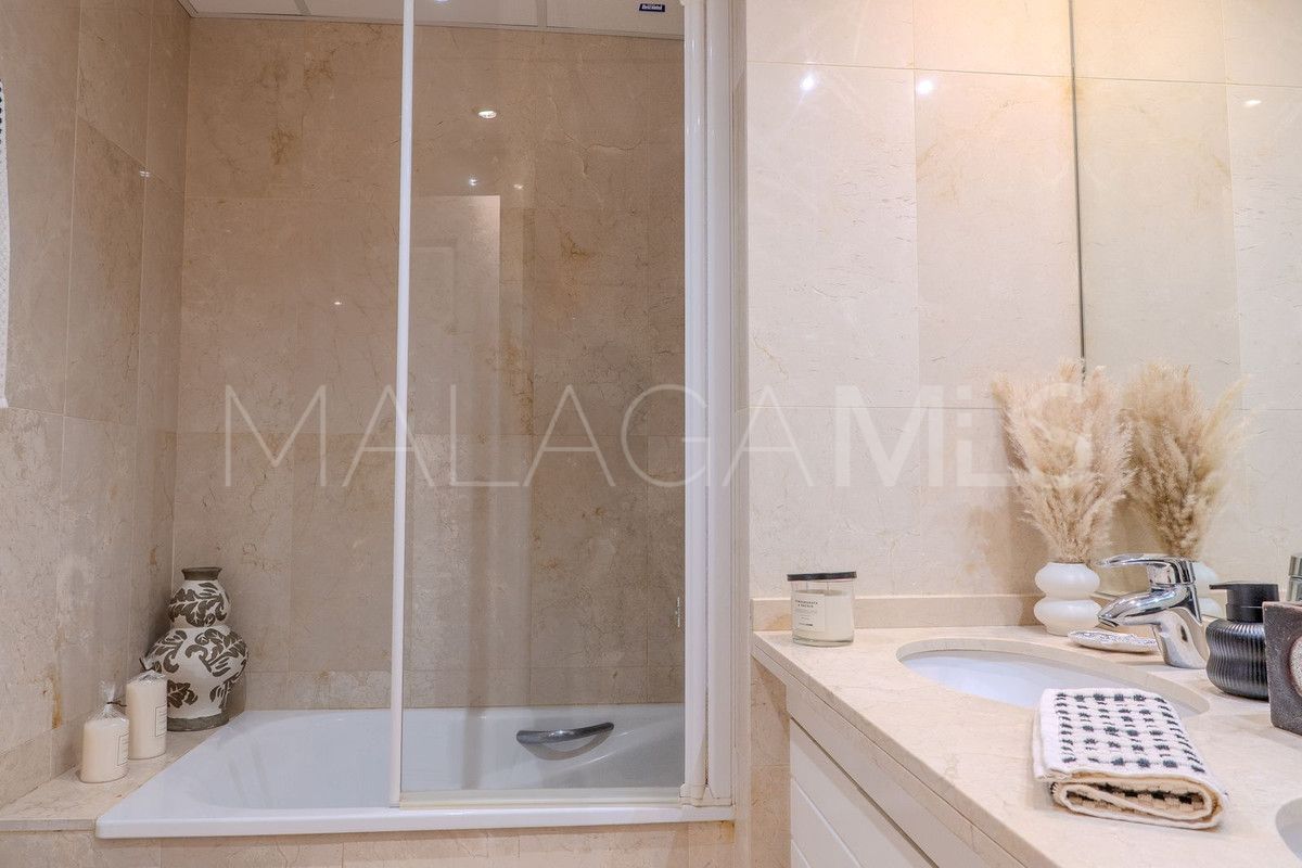 Takvåning for sale in Torrequebrada