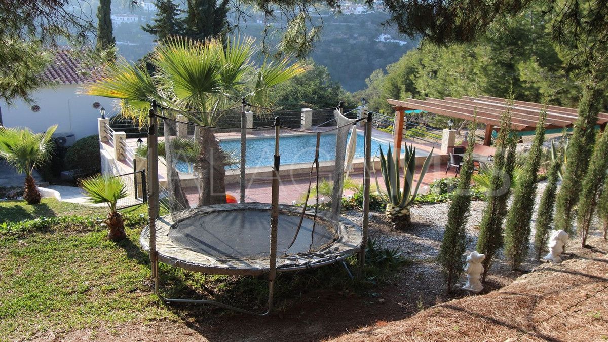 Villa for sale in Nerja