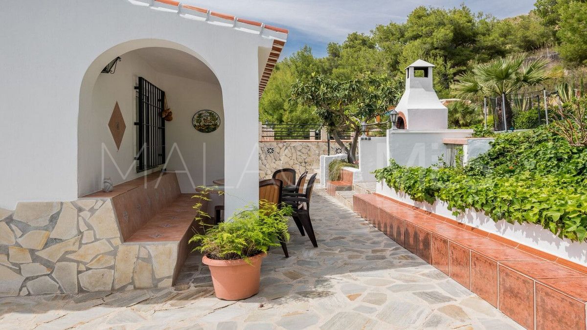Villa for sale in Nerja