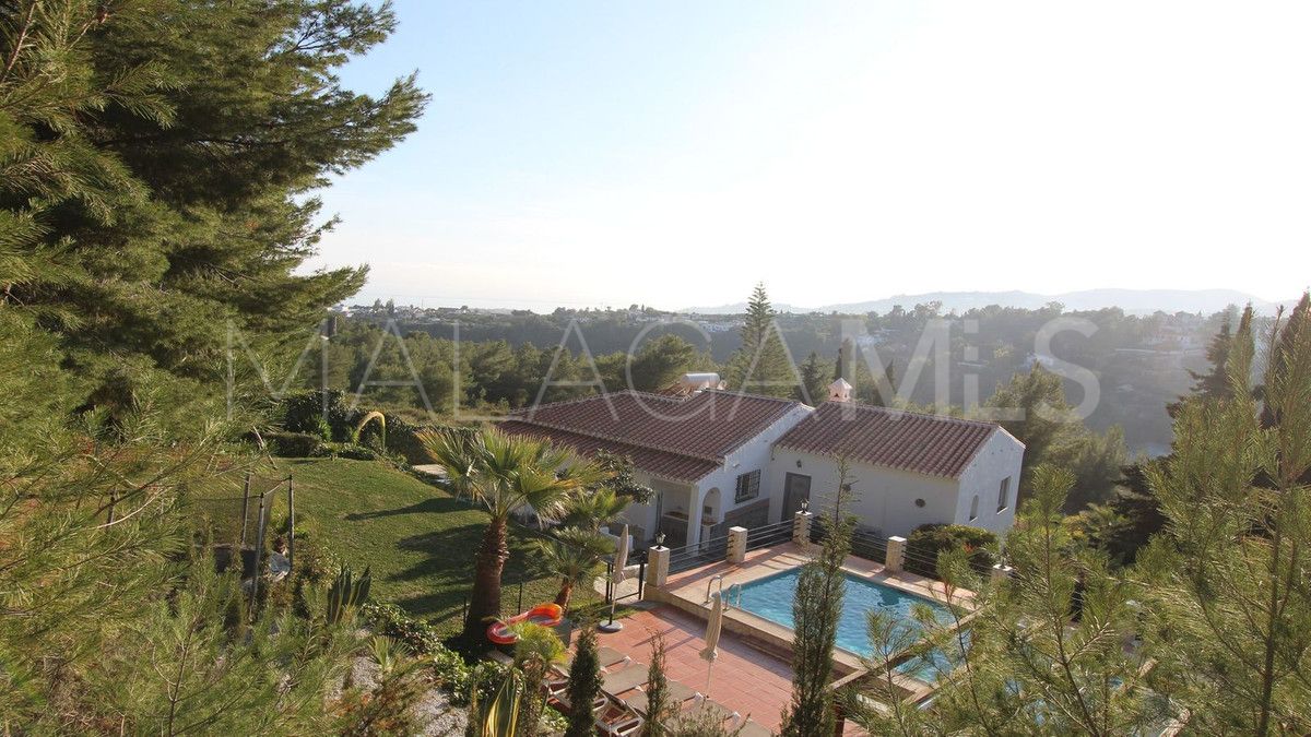 Villa for sale in Nerja