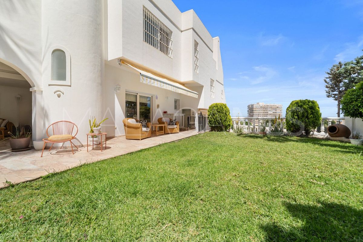 Torrequebrada, adosado with 5 bedrooms for sale