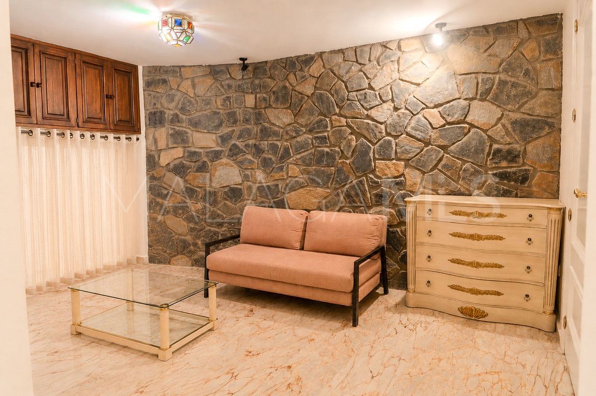 Torrequebrada, adosado with 5 bedrooms for sale