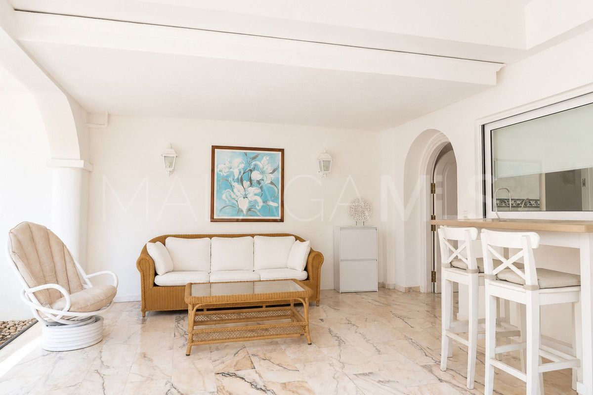 Torrequebrada, adosado with 5 bedrooms for sale