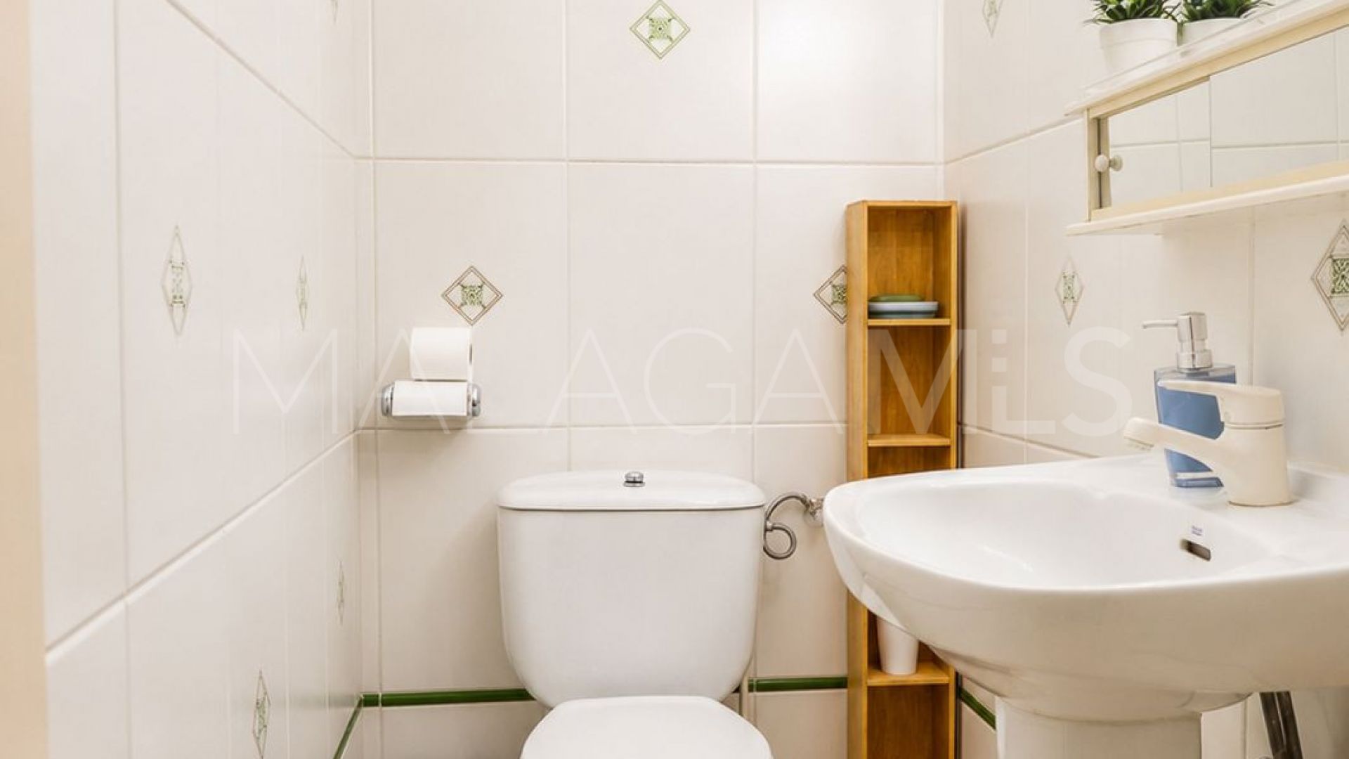 Torrequebrada, adosado with 5 bedrooms for sale