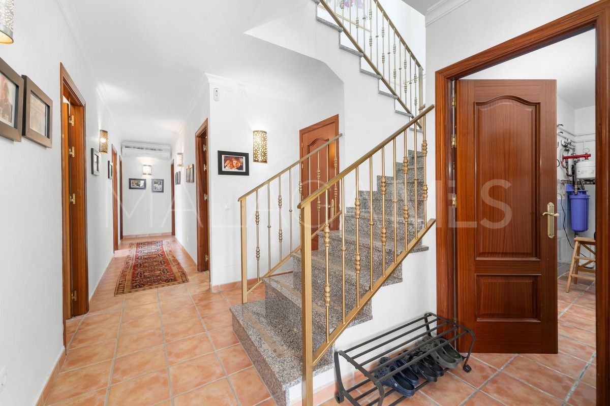 Villa for sale in Mijas