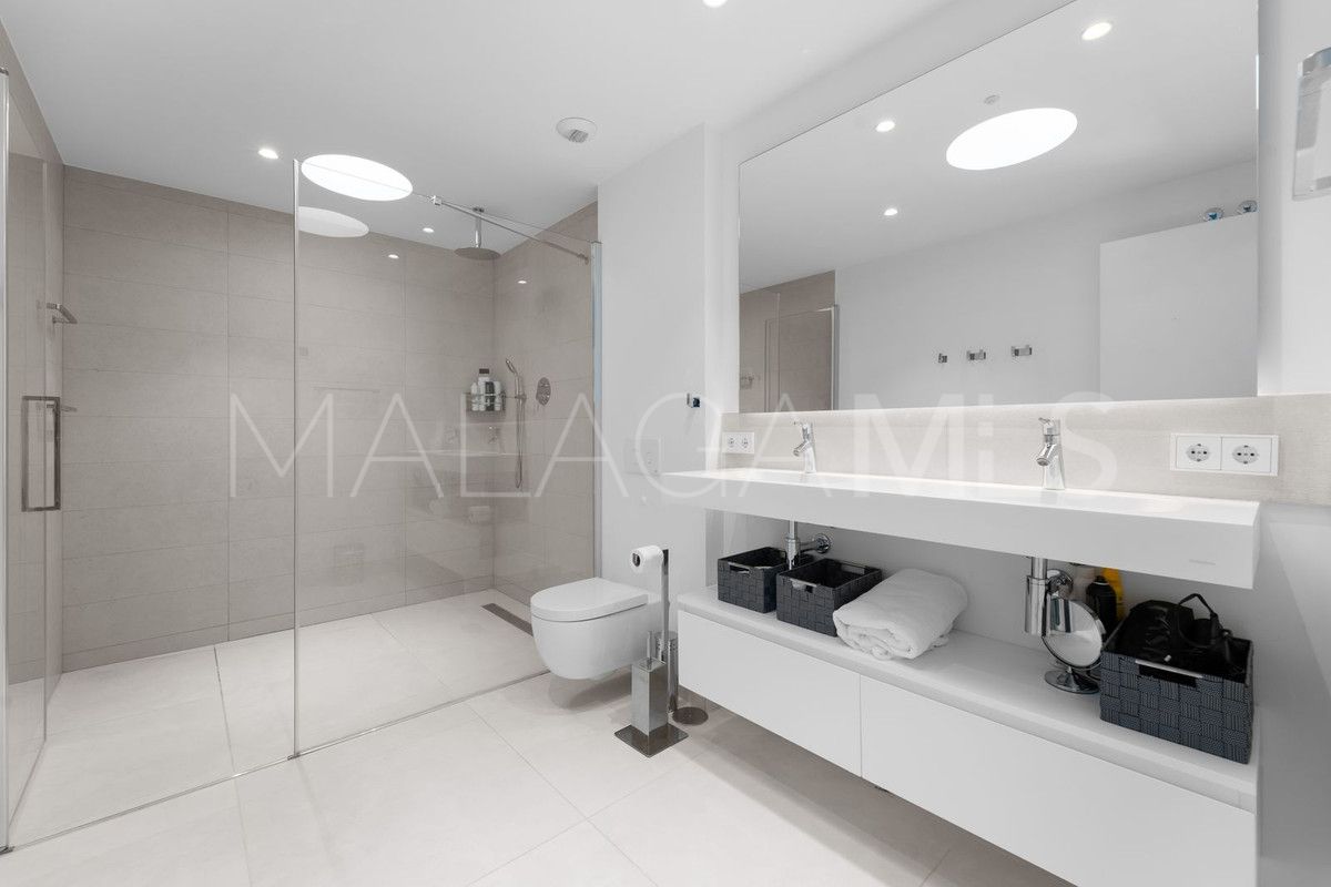 Ático for sale in Fuengirola with 3 bedrooms