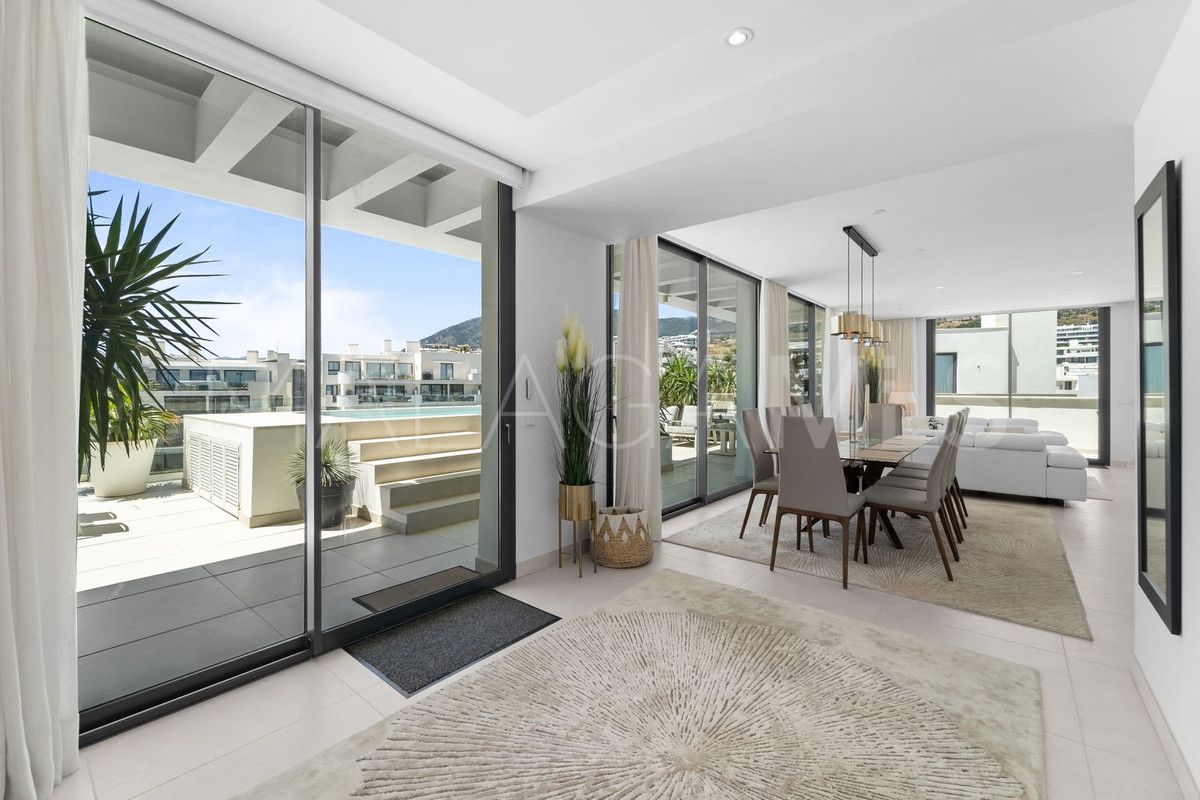 Ático for sale in Fuengirola with 3 bedrooms