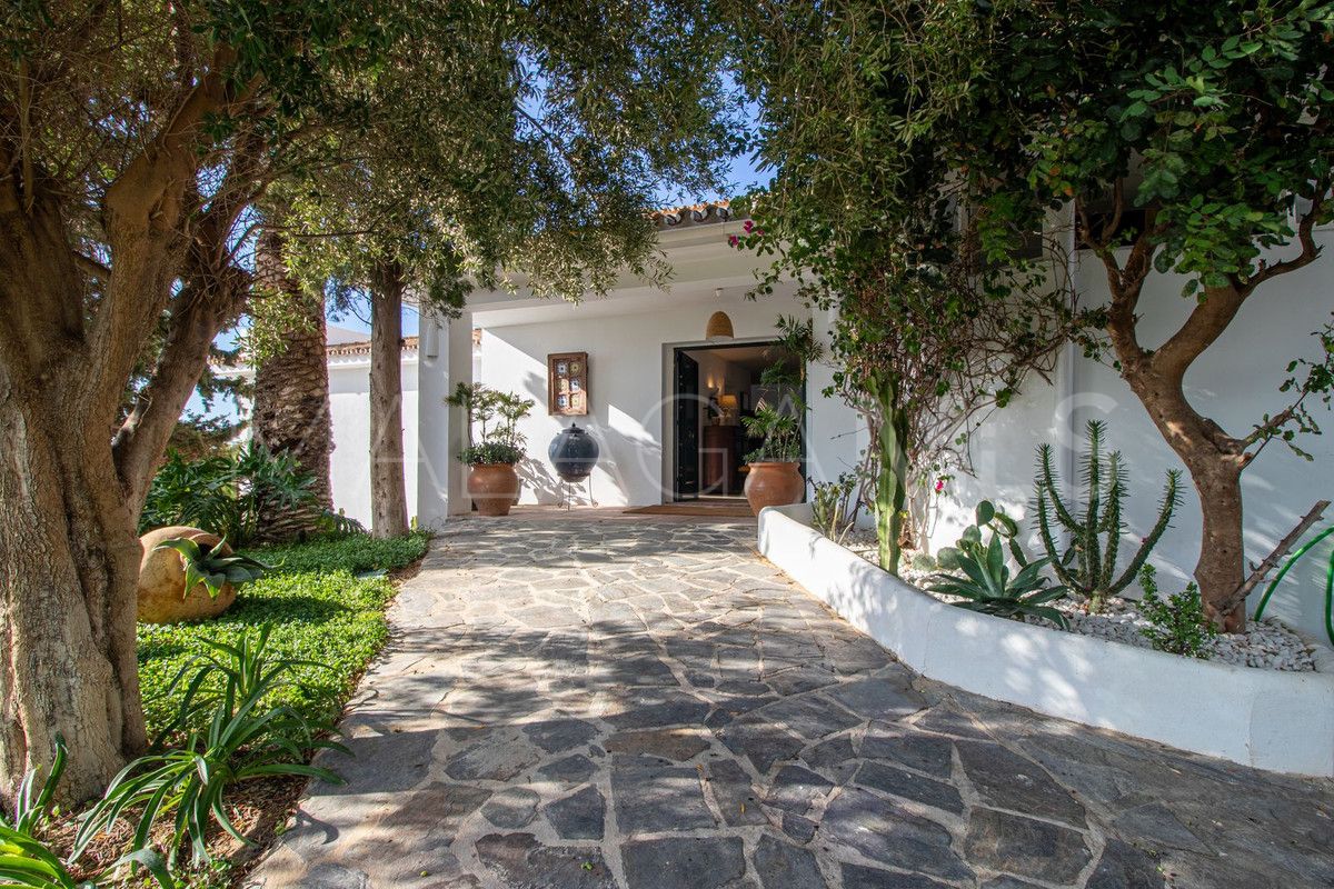 Fuengirola villa for sale