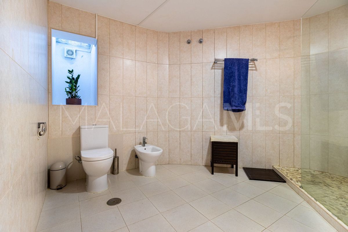 Fuengirola villa for sale