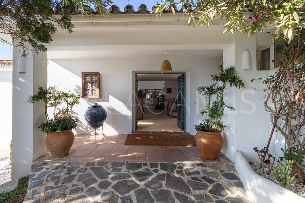 Fuengirola villa for sale