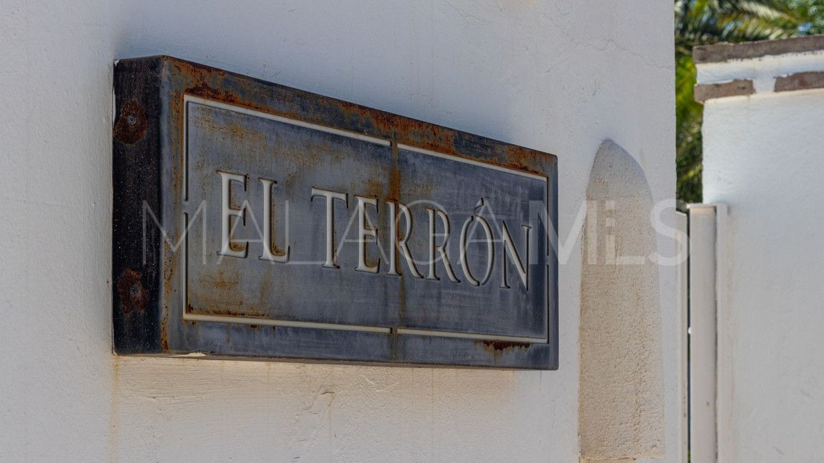 Fuengirola villa for sale