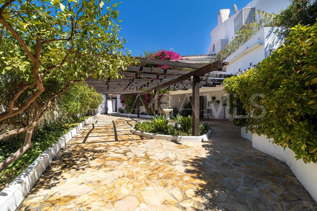 Fuengirola villa for sale