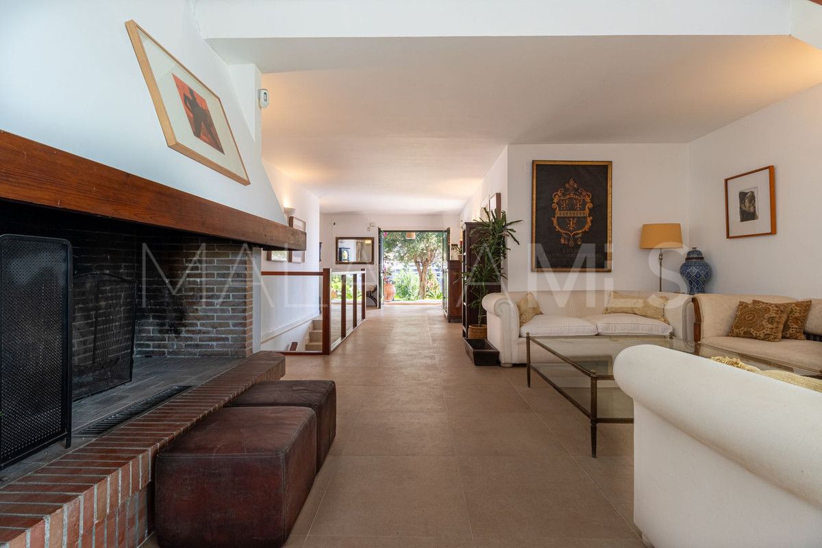 Fuengirola villa for sale