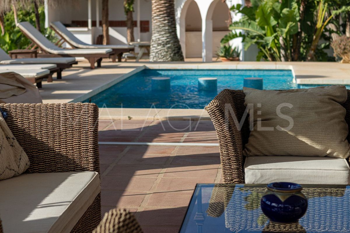 Fuengirola villa for sale