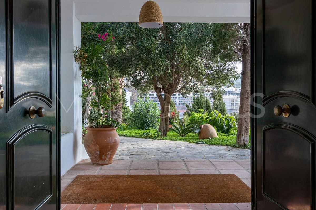 Fuengirola villa for sale