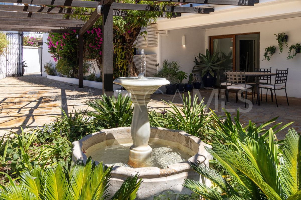 Fuengirola villa for sale