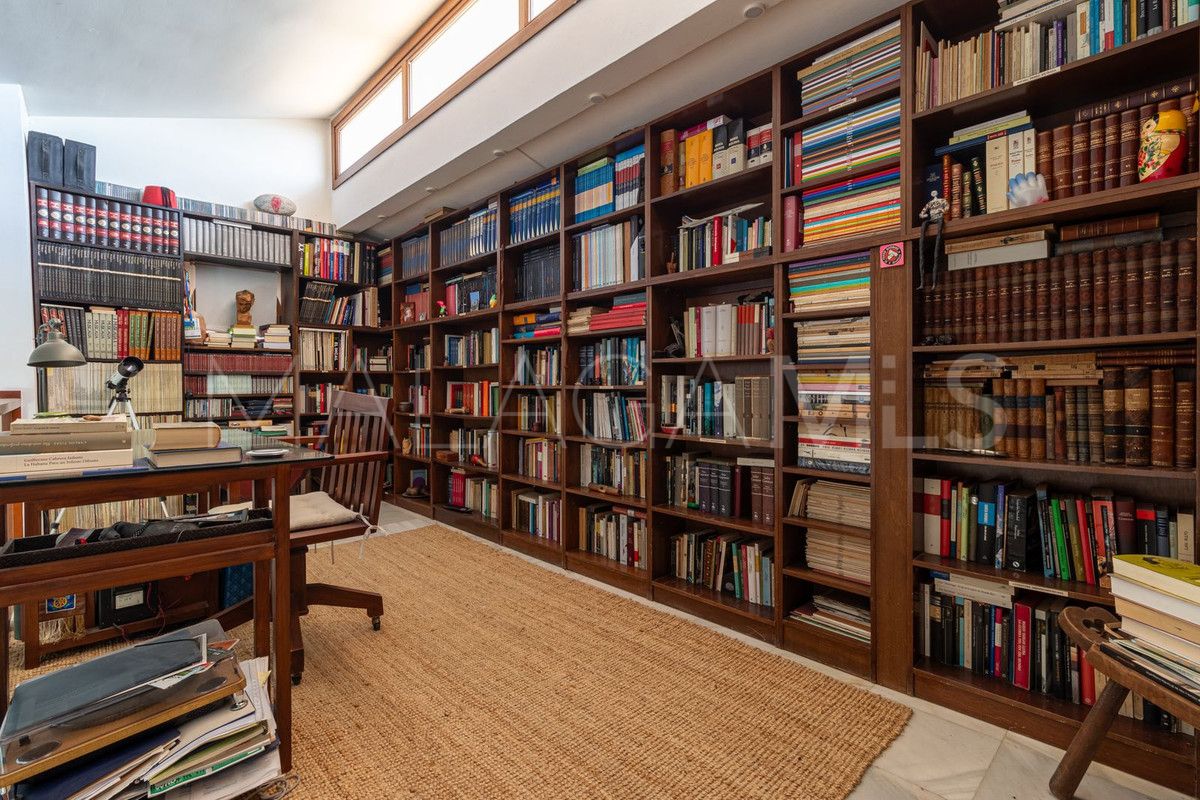 Fuengirola villa for sale