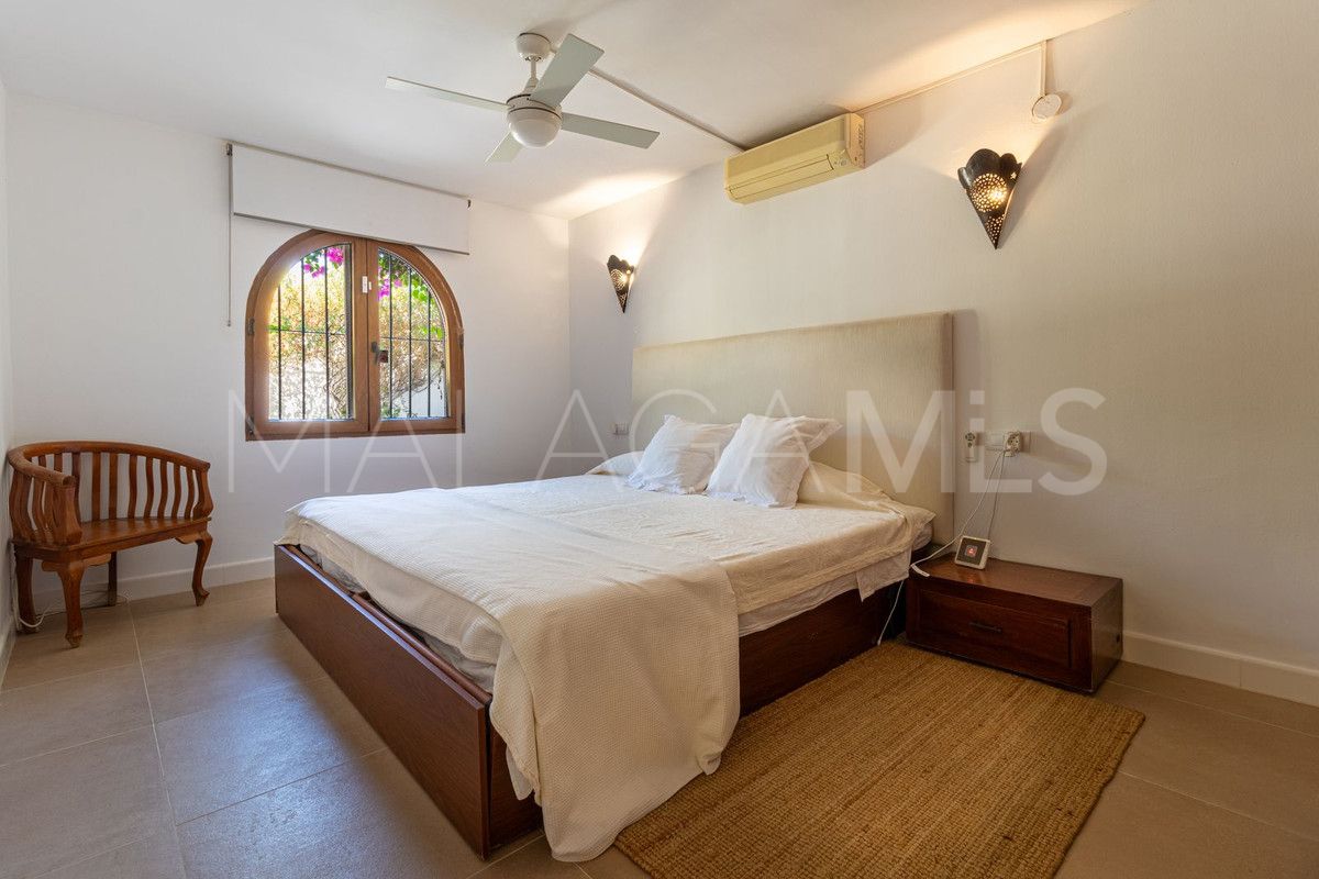 Fuengirola villa for sale