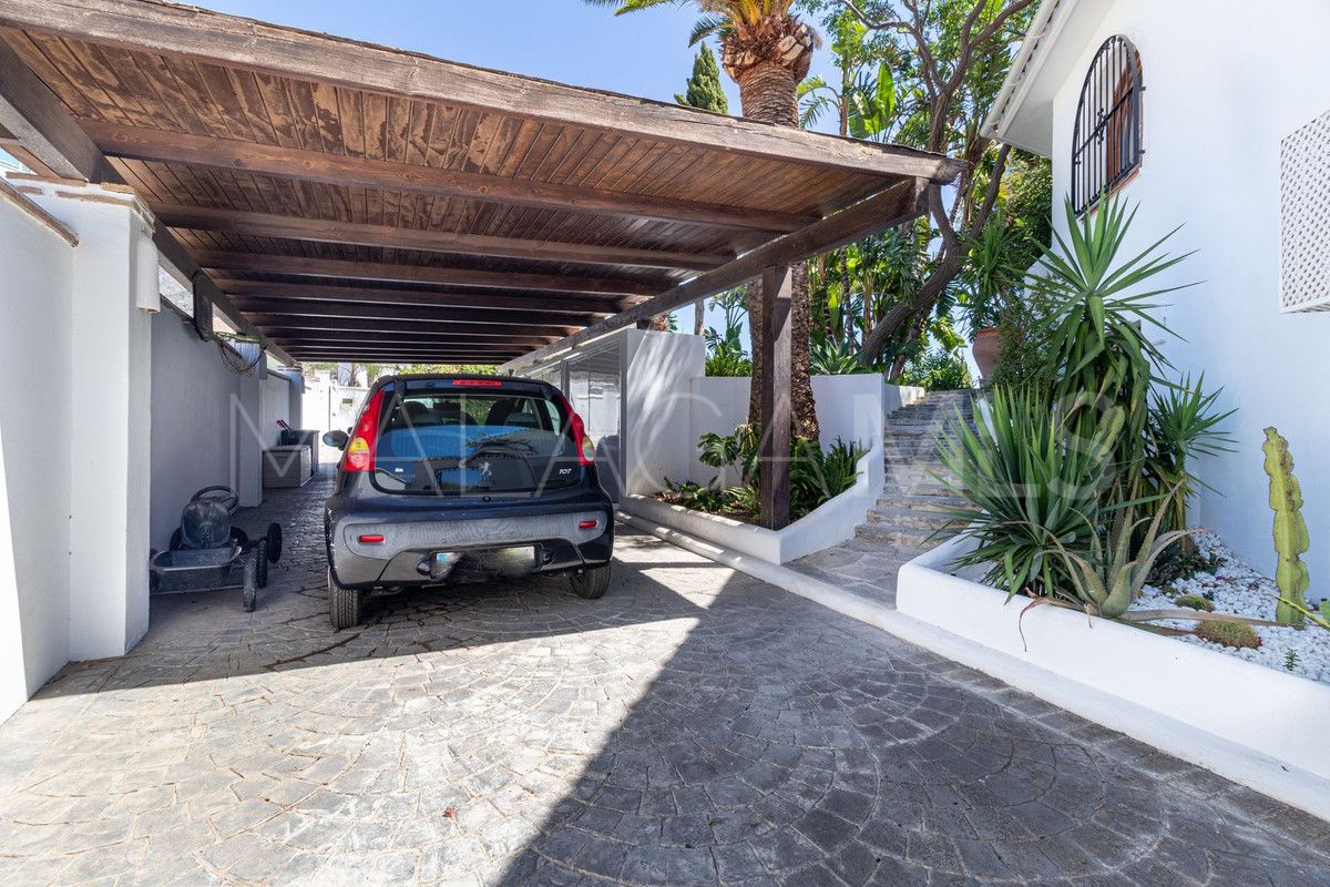 Fuengirola villa for sale