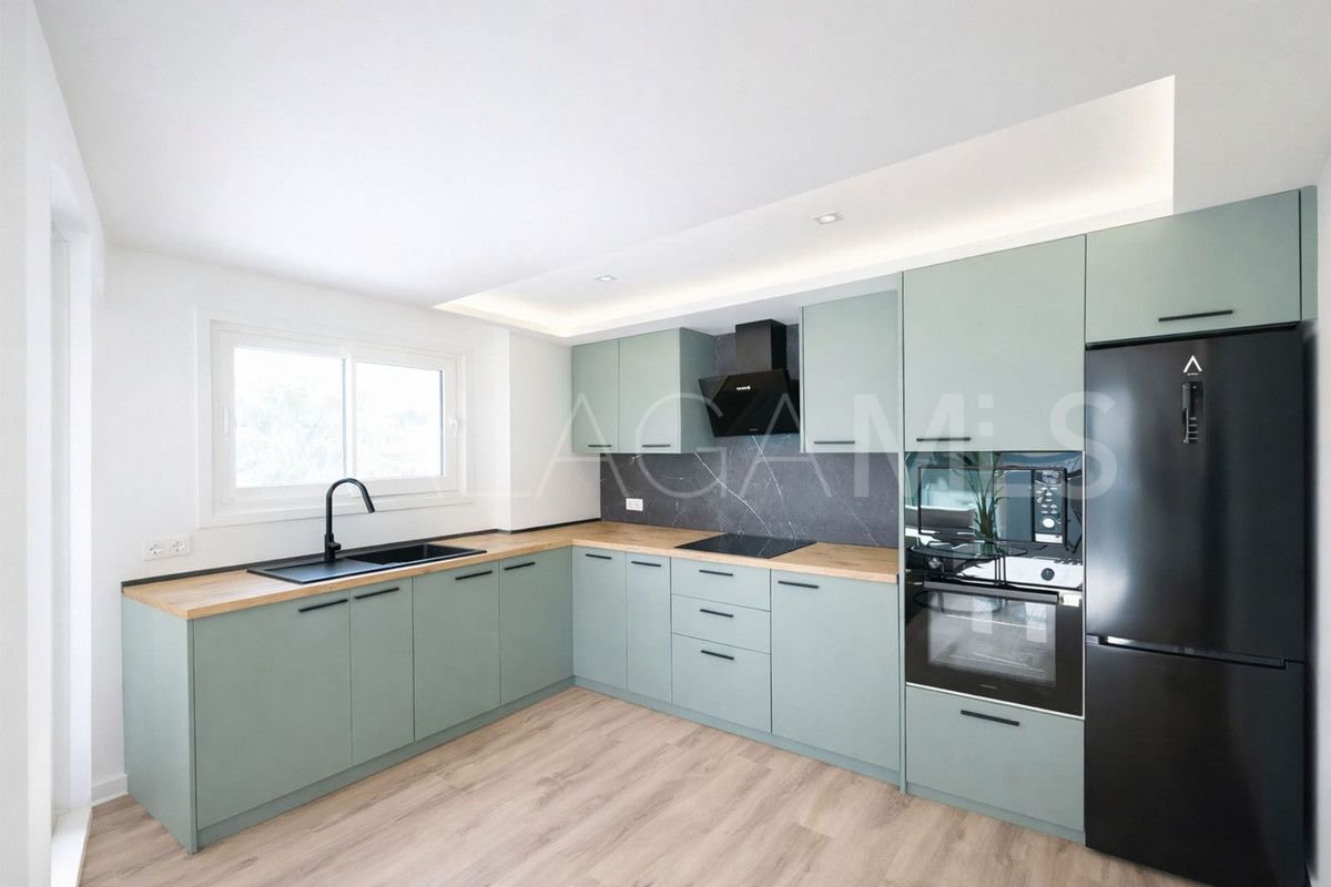 Apartment for sale in Fuengirola with 3 bedrooms