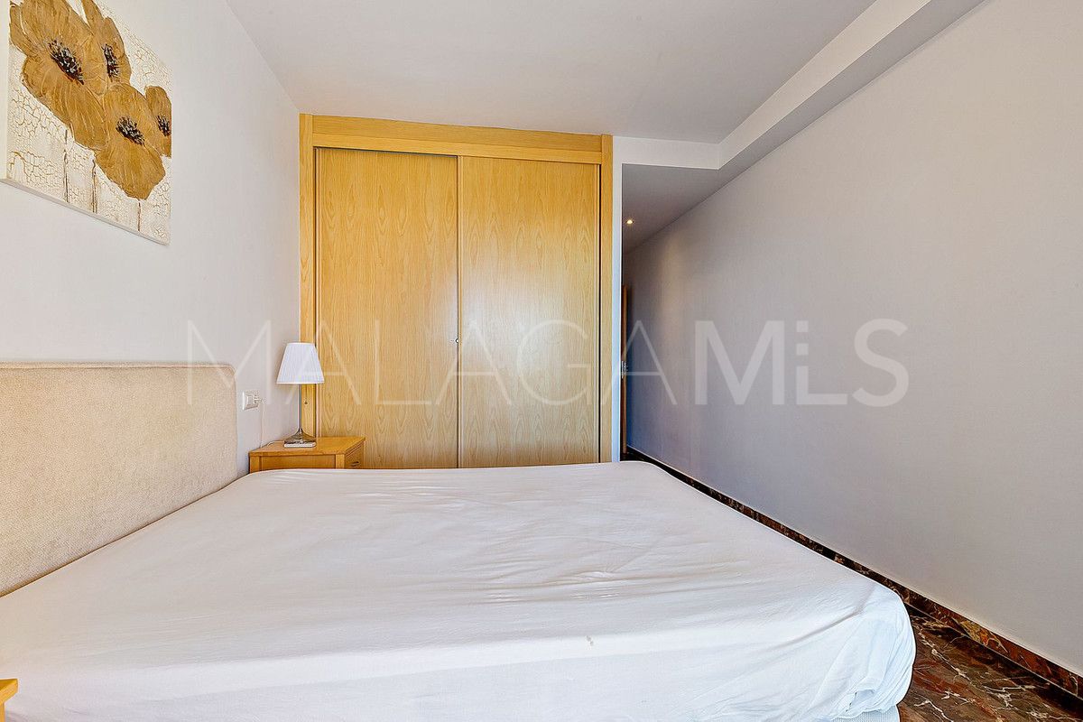 Se vende apartamento planta baja in Fuengirola de 2 bedrooms