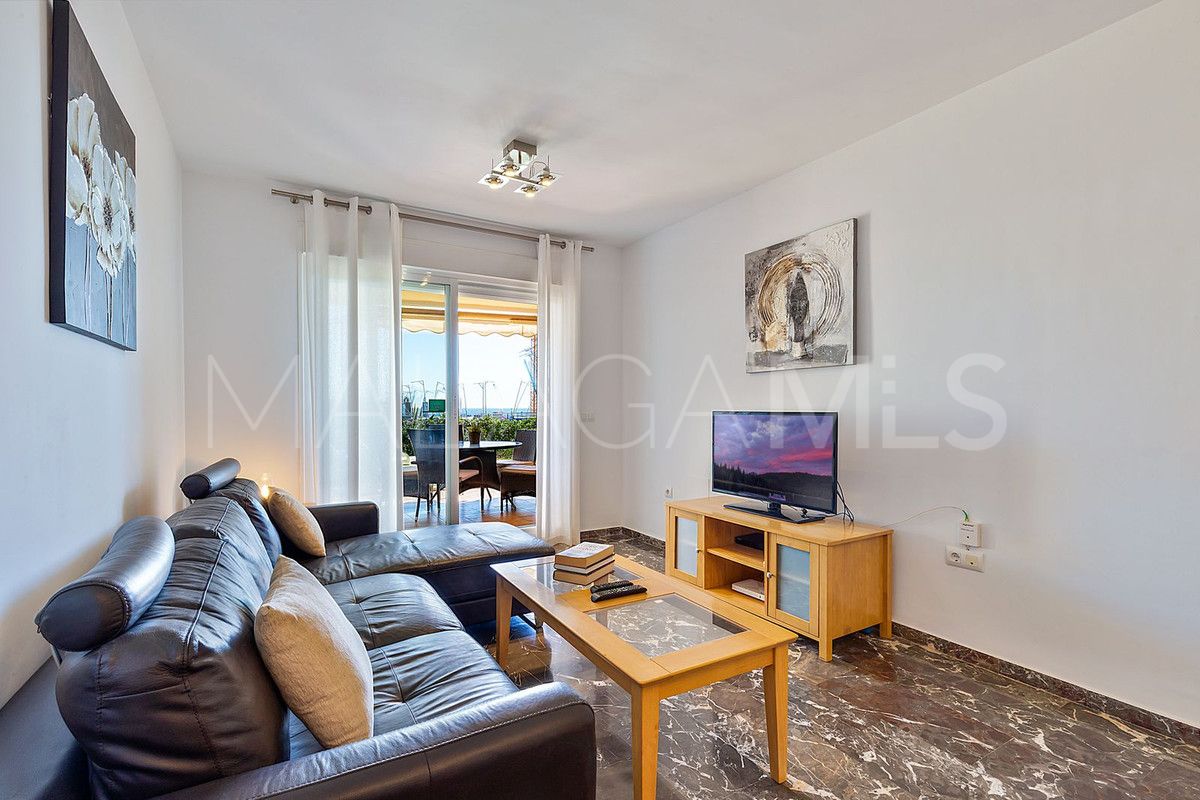 Se vende apartamento planta baja in Fuengirola de 2 bedrooms